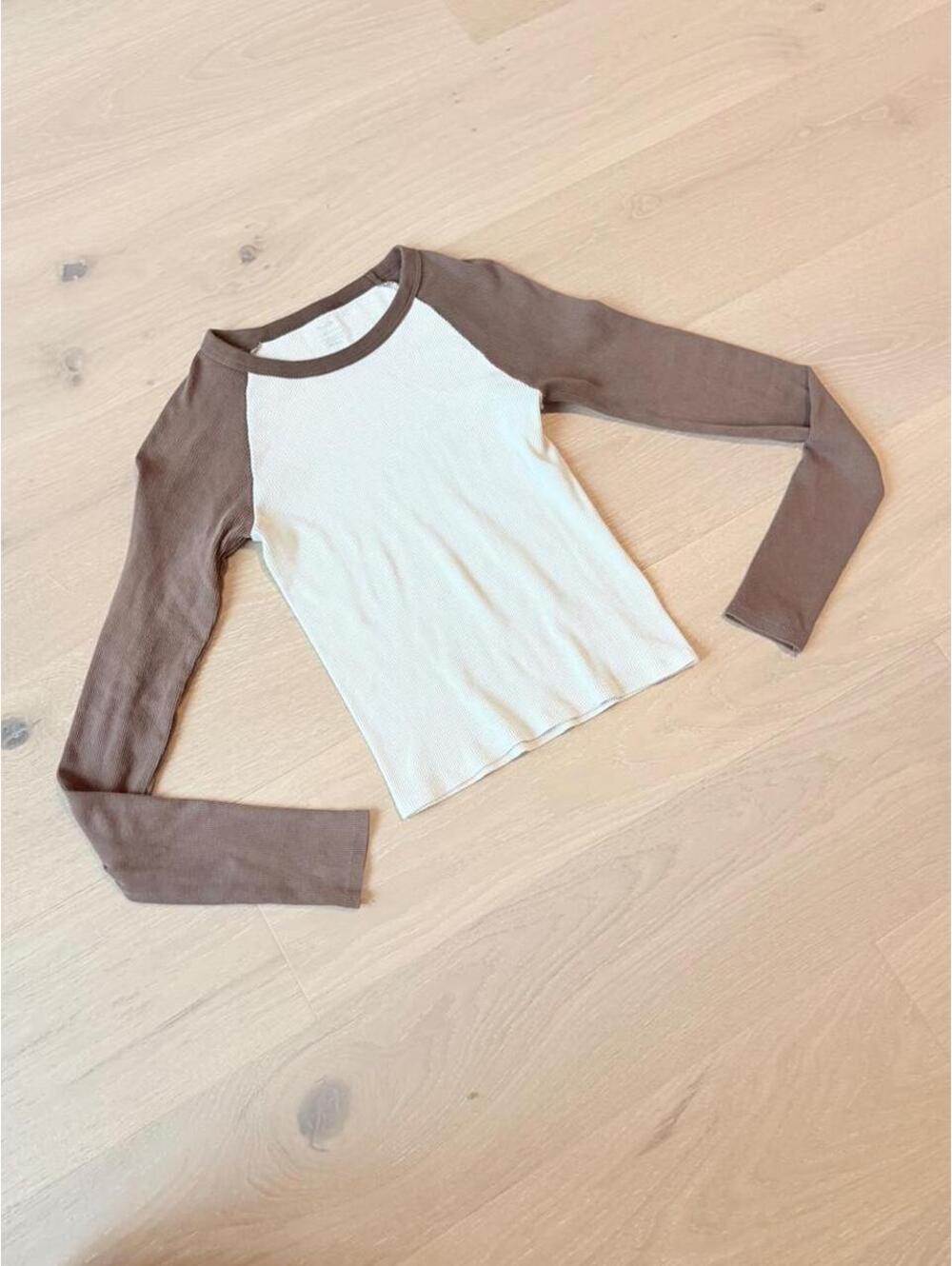 John Galt Brown & Cream Ribbed Raglan Long Sleeve Top